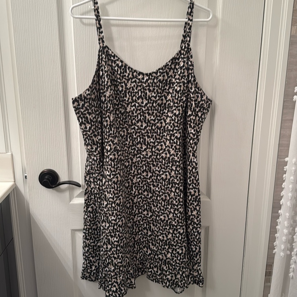OLD NAVY leopard sundress